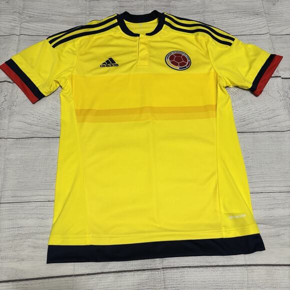 Adidas Colombia National Team Jersey Mens Size SM Yellow Soccer Futbol World Cup - Picture 1 of 7